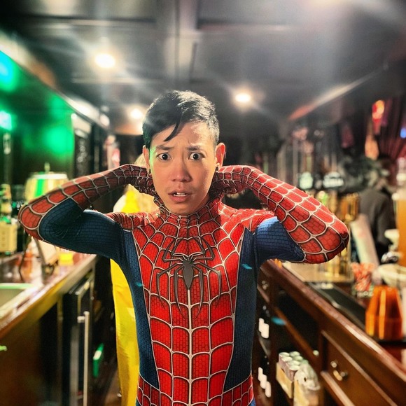 Profile Picture of Kyle Chang (@kylechang17) on Poshmark