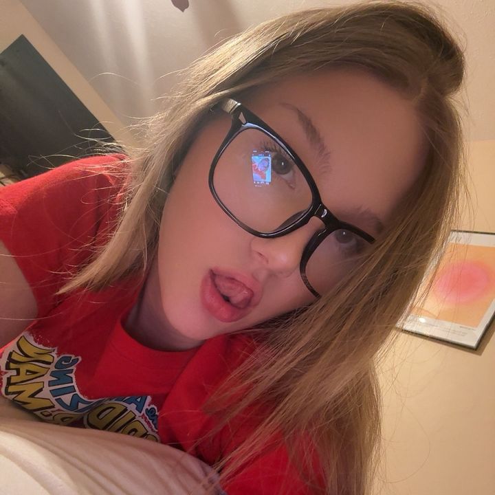 Profile Picture of julia🌈🎱🌷🌍🩺 (@juliakovach_) on Tiktok