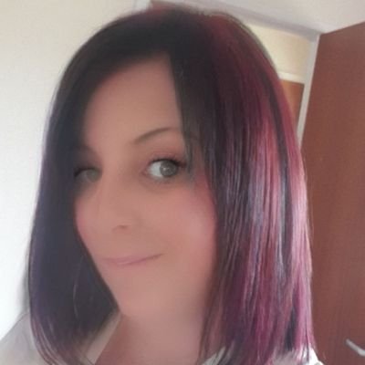 Profile Picture of Lorraine Douglas (@lainey8035) on Twitter