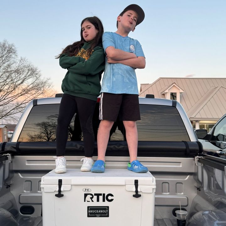 Profile Picture of caseyschouest (@caseyschouest) on Tiktok