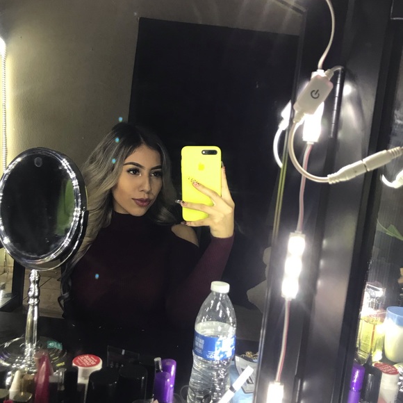 Profile Picture of Maria Cano (@mariacano480) on Poshmark