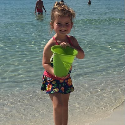 Profile Picture of Jennifer Kelley (@JenniferSue0823) on Twitter