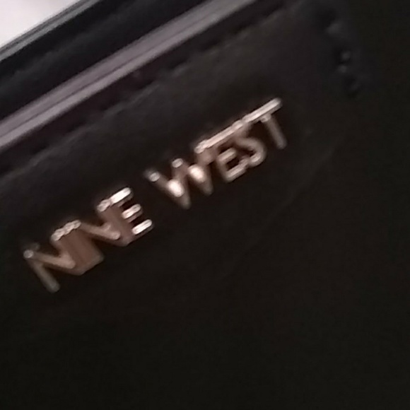 Profile Picture of Daniel Early (@unataylor) on Poshmark