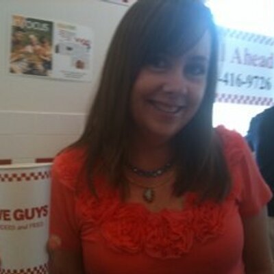 Profile Picture of Danna Williams (@milanlee33) on Twitter
