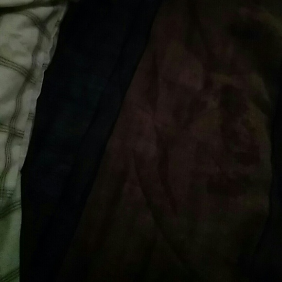 Profile Picture of Sandra Franklin (@razzledazzle7_) on Poshmark