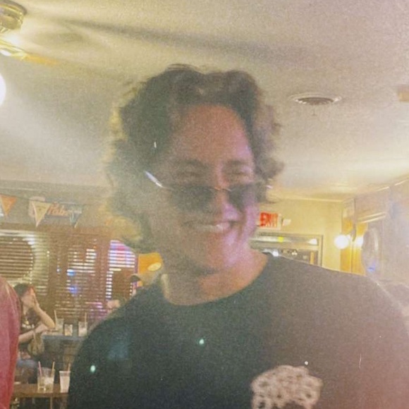 Profile Picture of Jeremy Cullen (@jeremyicullen) on Poshmark