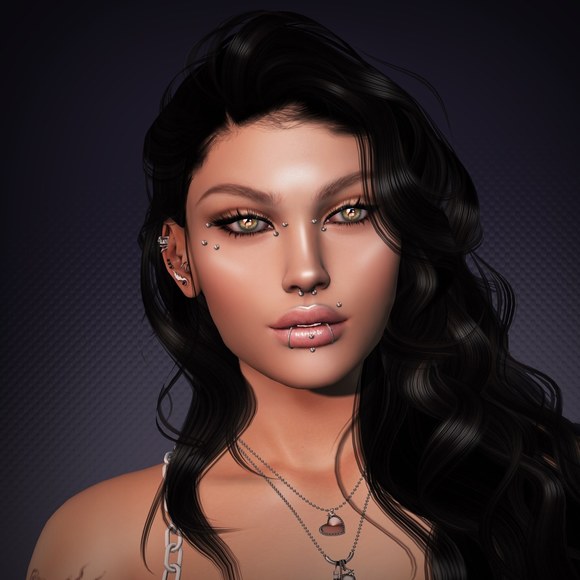 Profile Picture of Taima Fang (@taima247) on Poshmark