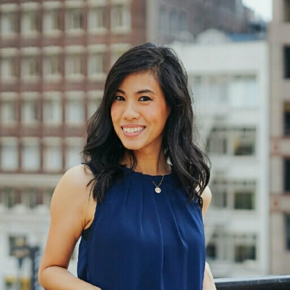 Profile Picture of Stephanie Tucker (@marileet) on Poshmark