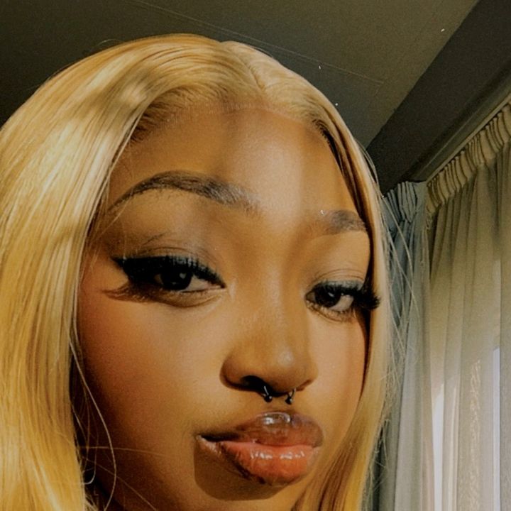 Profile Picture of CANDICEK (@candicek__) on Tiktok