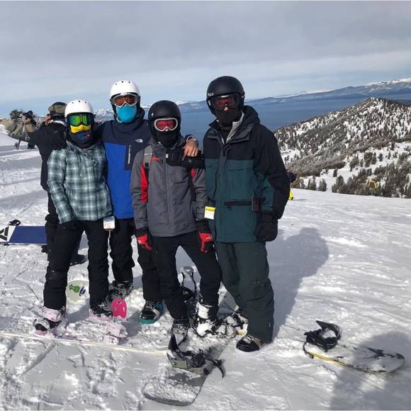 Profile Picture of Andrew Greif (@andrewgreif) on Poshmark