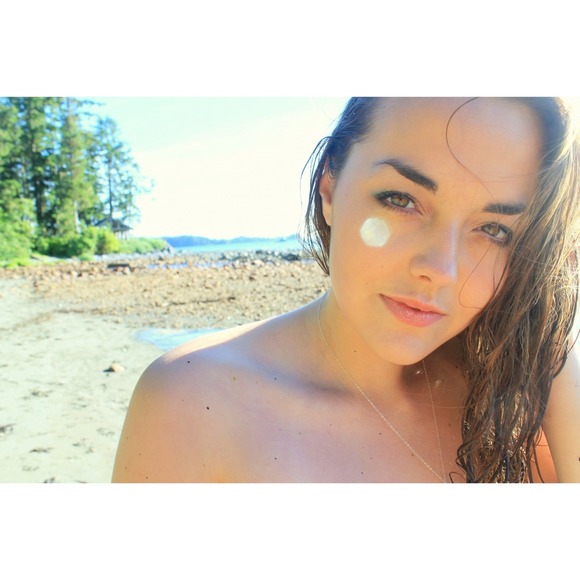 Profile Picture of Jessica Scouller (@jscouller7) on Poshmark