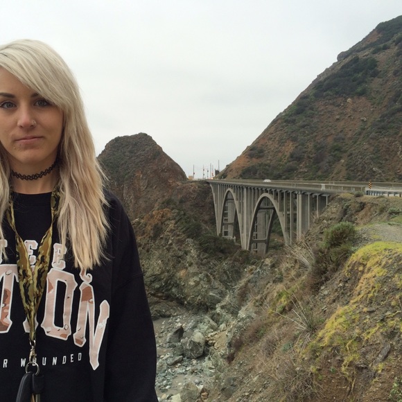 Profile Picture of Candace Tregler (@candaceeet) on Poshmark