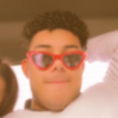 Profile Picture of Andrew Samuel (@a_samuel8) on Twitter