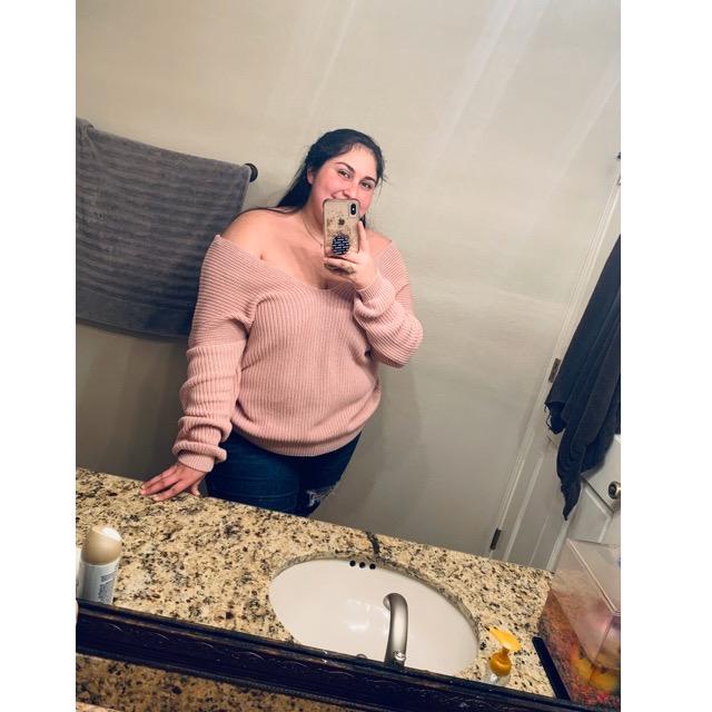 Profile Picture of Anissa Lazcano (@anissalazcano) on Tiktok