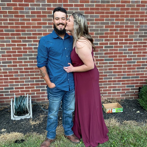 Profile Picture of Alec Kern (@alekern) on Poshmark
