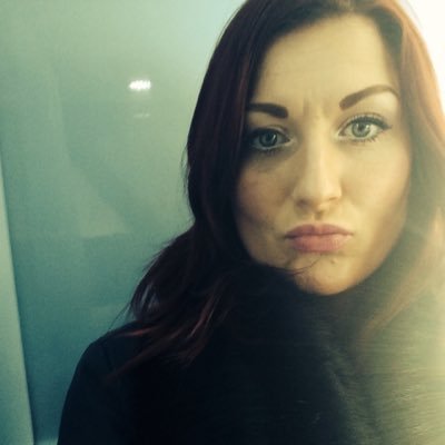 Profile Picture of Lacey Pearson (@LaceyIves33) on Twitter