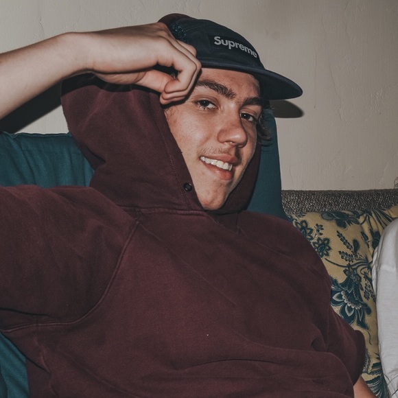Profile Picture of Gavin Phillips (@gp9562) on Poshmark