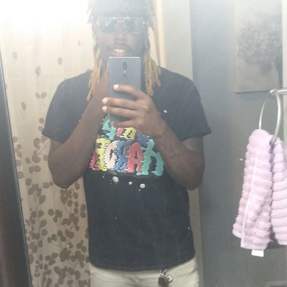 Profile Picture of Aaron Ross (@jokerking245) on Poshmark