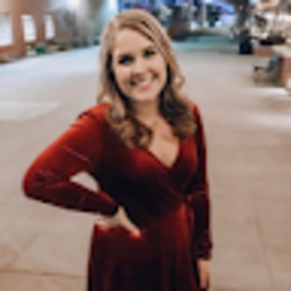 Profile Picture of Avery Wilmurth (@averywilmurth) on Poshmark