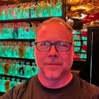 Profile Picture of Kyle D. Molen (@kylemolen) on Instagram