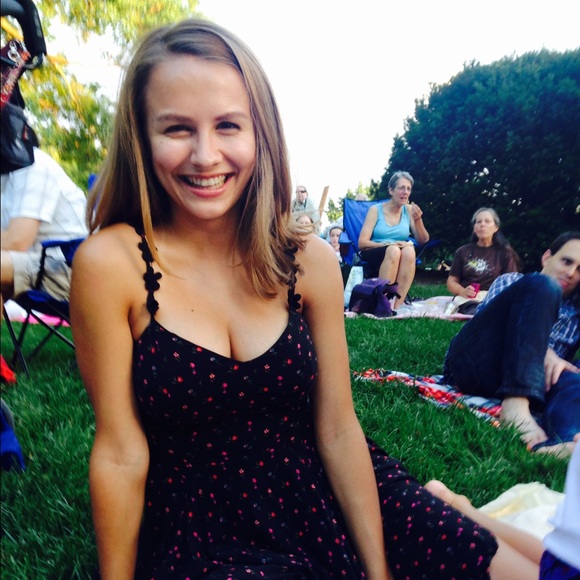 Profile Picture of Alexandra Katsarelis (@a_kat) on Poshmark