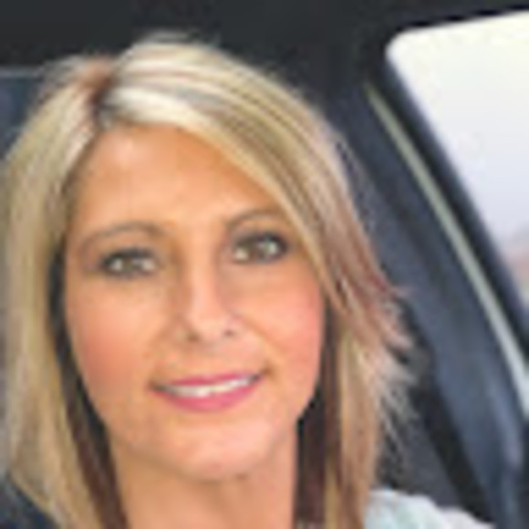Profile Picture of Amanda Testerman (@amandatesterman) on Poshmark