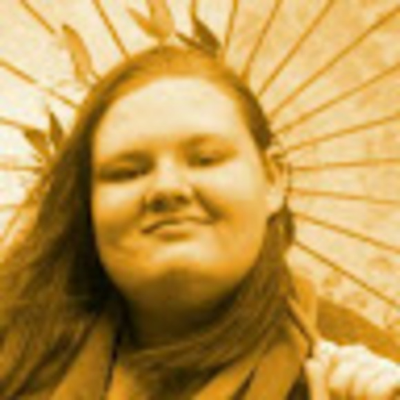 Profile Picture of Ariel Dunn (@dunnariel92) on Poshmark