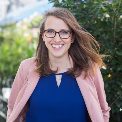 Profile Picture of Chelsea Geyer (@ChelseaInDC) on Twitter