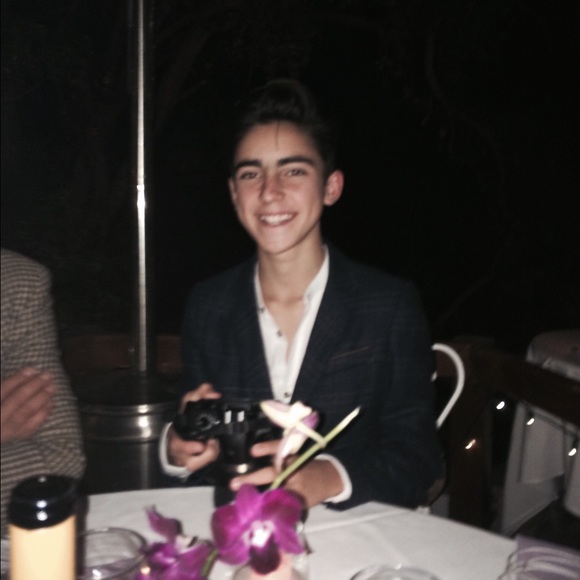 Profile Picture of Aaron Cohen (@aaroncohen) on Poshmark