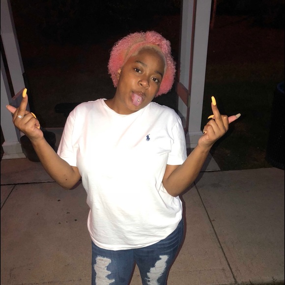 Profile Picture of Ayana Silvera (@queenxo910) on Poshmark