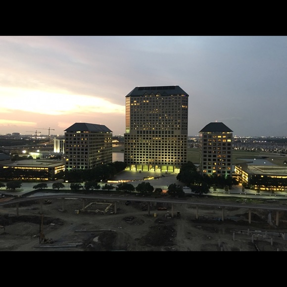 Profile Picture of Amy Barron (@archerbarron) on Poshmark