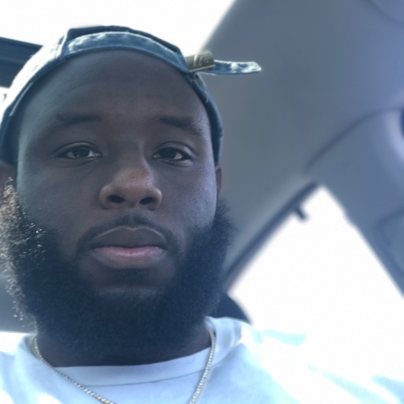 Profile Picture of Jeffery Garvin jr (@jgarvinnn) on Poshmark