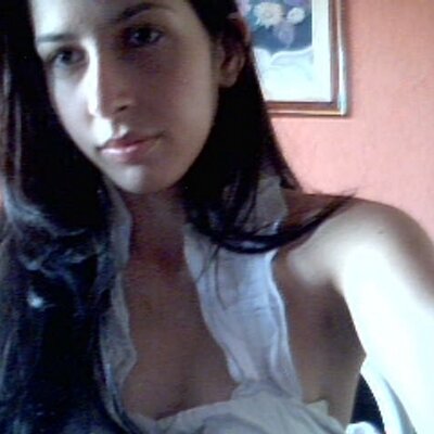 Profile Picture of Shirley Fernandes (@Loh25) on Twitter