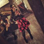 Profile Picture of Rae Wade (@lipsticklez89) on Instagram