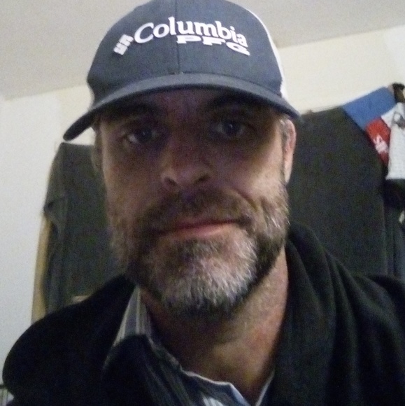 Profile Picture of Joshua Beasley (@jbnkpscloset) on Poshmark