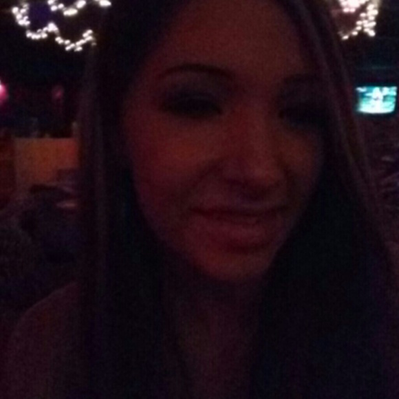 Profile Picture of Crystal Jaso (@cgjaso) on Poshmark