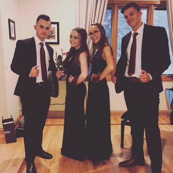 Profile Picture of Matthew Makowiec (@mattmakowiec) on Poshmark