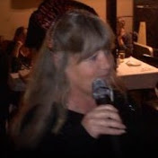 Profile Picture of Bobbie Harper (@emeroldgreen52) on Youtube