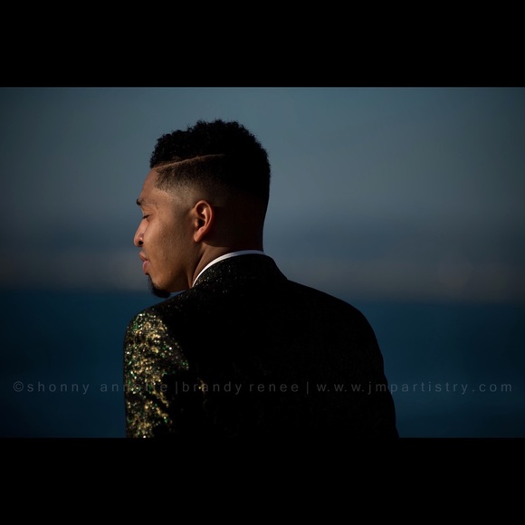 Profile Picture of Kevin Outen (@vegasair) on Poshmark