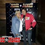 Profile Picture of Hector Acosta (@pistaretrojessejames) on Instagram