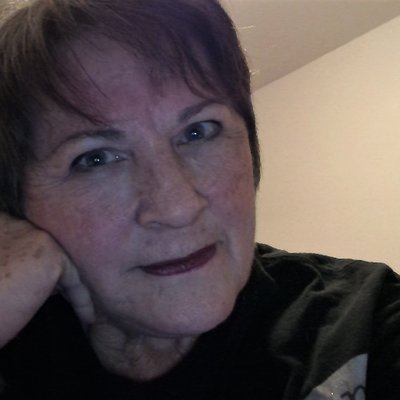 Profile Picture of Kathleen Livingston (@Katsndog2014) on Twitter