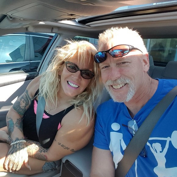 Profile Picture of Bruce Fields (@drugfreelifter) on Poshmark