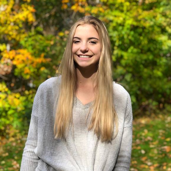 Profile Picture of Gabrielle Wilkinson (@ggaabbyy123456) on Poshmark