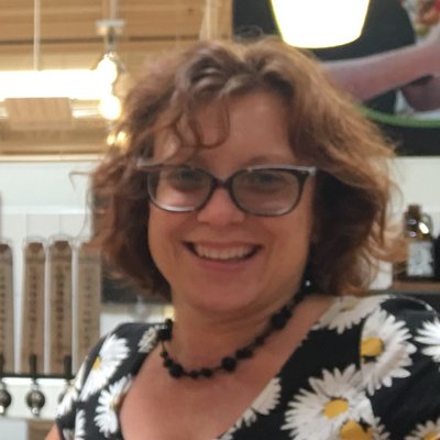 Profile Picture of JoAnne Hendricks (@Chaosmngmnt) on Twitter
