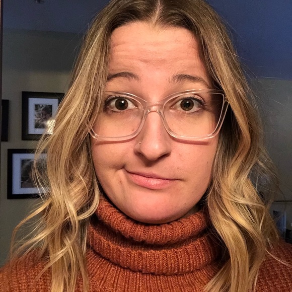 Profile Picture of Janique Freynet-gagné (@janique28) on Poshmark