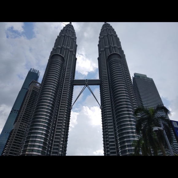 Profile Picture of Mervat Sakr (@mervat66) on Poshmark