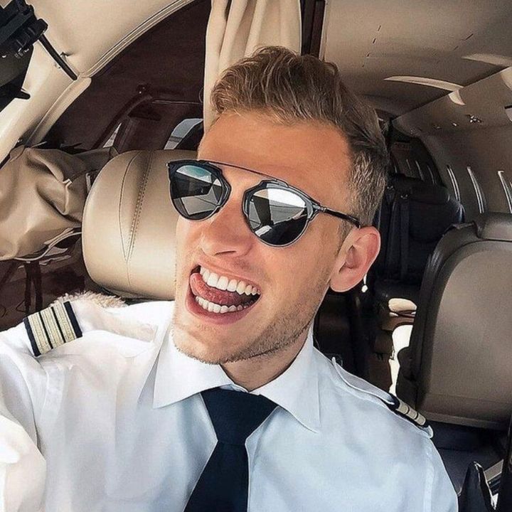 Profile Picture of Patrick Biedenkapp (@pilot_patrick05) on Tiktok