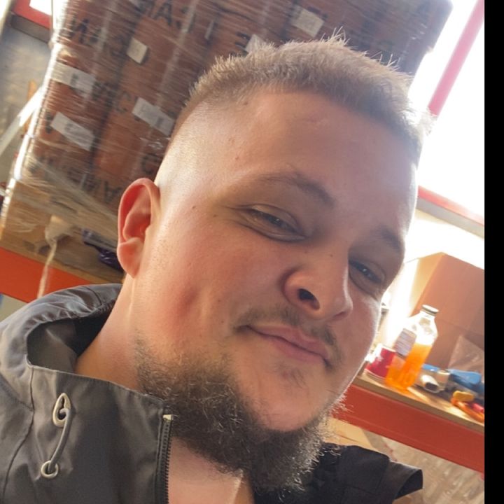 Profile Picture of Alex Cătălin (@alexcatalin12) on Tiktok
