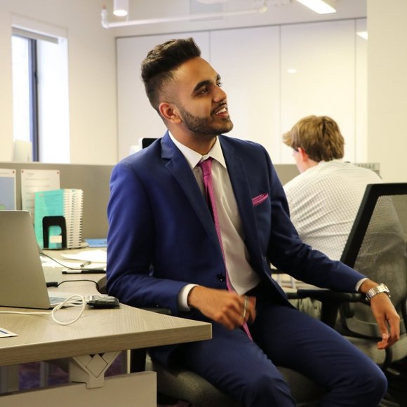 Profile Picture of Nikhil Dave (@nikhildave) on Poshmark