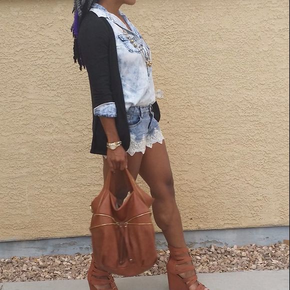 Profile Picture of Kevin n shauntae Lamont (@divinebymarie) on Poshmark
